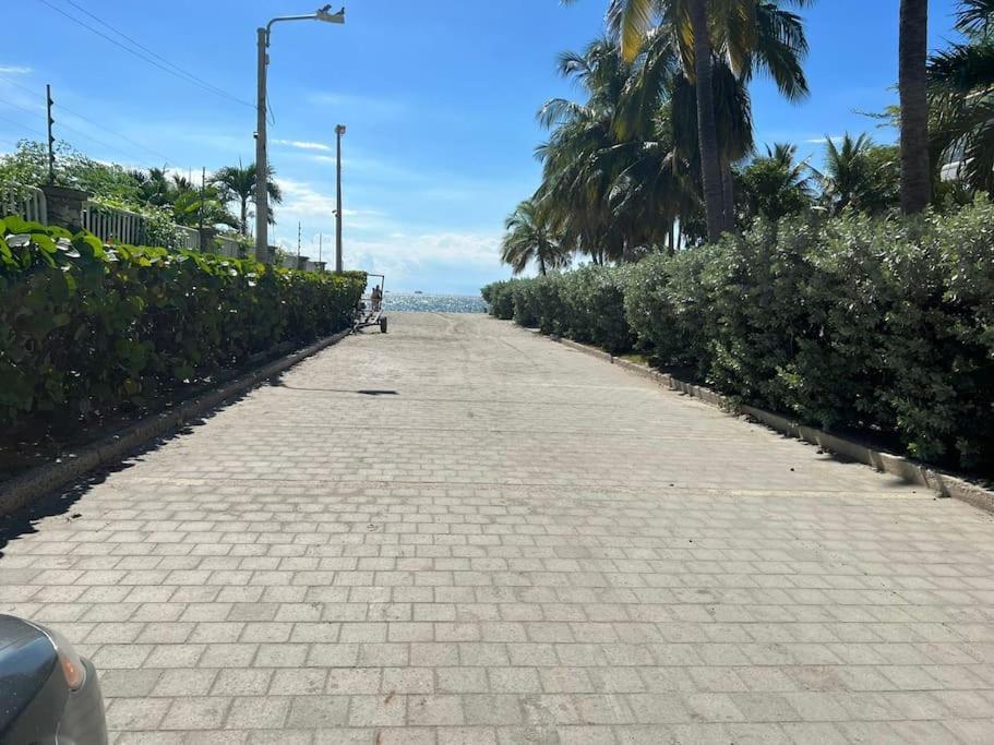 Hermoso En Pozos Colorados, Santa Marta. *